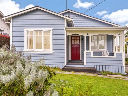 27 Egremont Street, Belmont