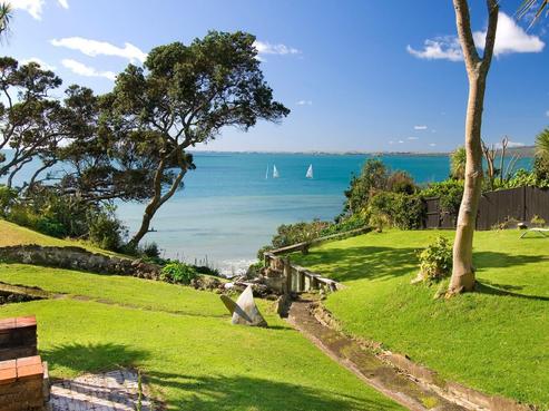 169A Beach Road, Castor Bay