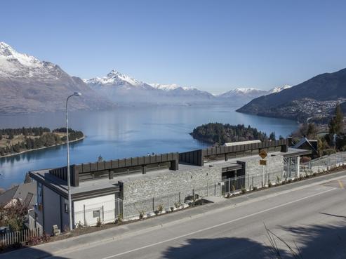 59 Edinburgh Drive, Queenstown Central