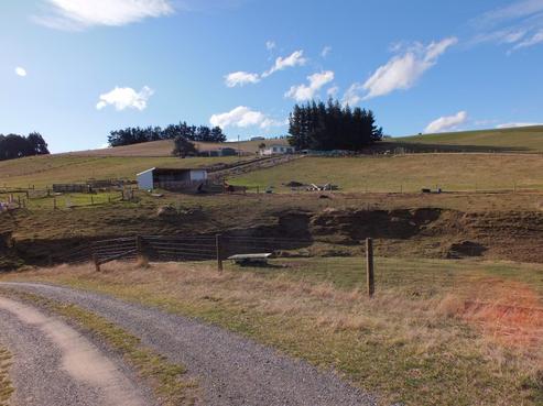 233 Leader Road West, Waiau