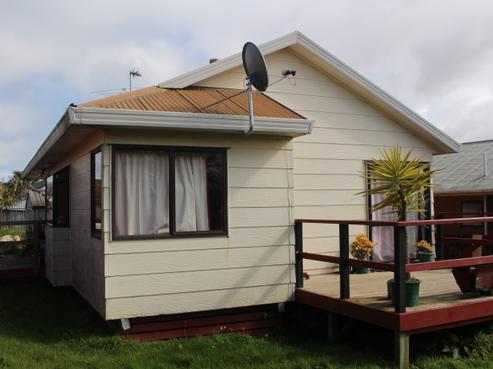 67B Charntay Avenue, Clover Park