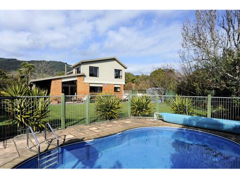 9 James Place, Richmond