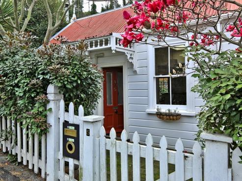 5 Burke Street, Napier Hill