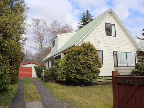 29 Rangipoia Place, Turangi