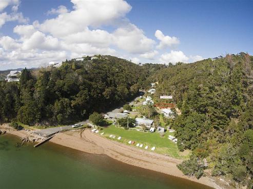 22 English Bay Road, Opua