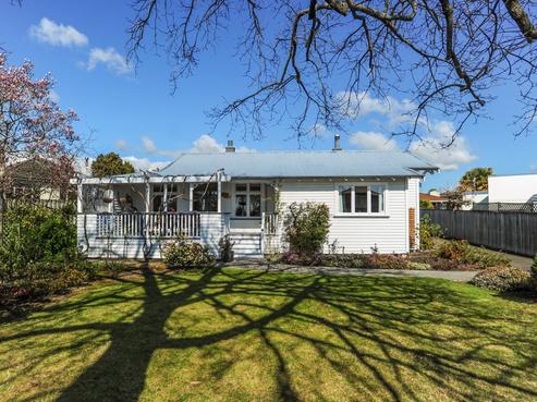 16 Mchardy Street, Havelock North