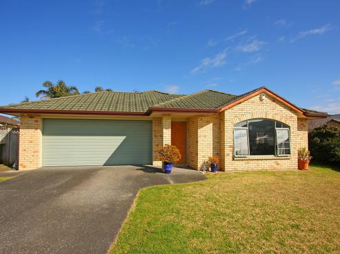 17 Greta Banks Place, Wattle Downs