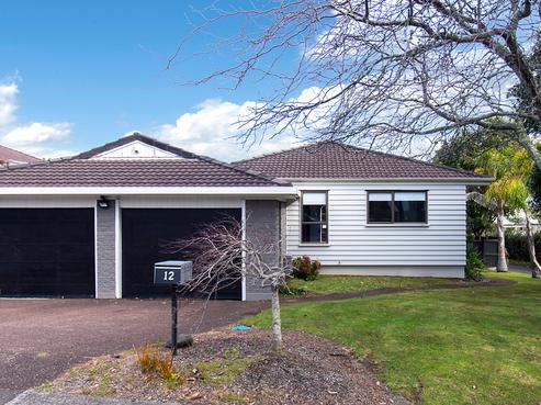 12 Venus Place, Half Moon Bay