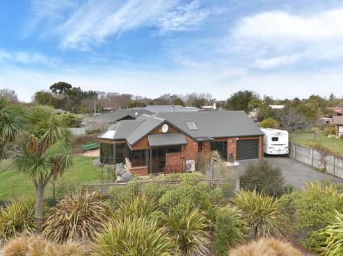 2 Norton Place, Woodend