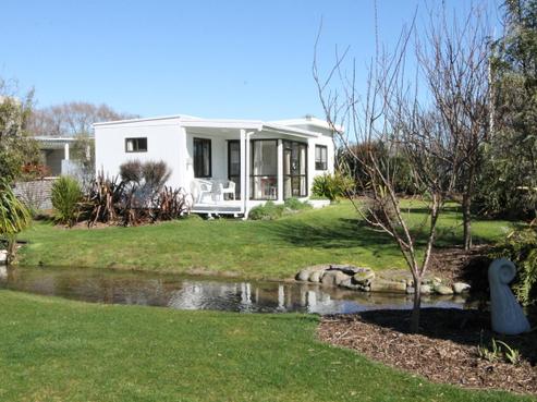 881 State Highway 1, Waitahanui