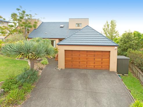 16 Roseville Road, Gulf Harbour