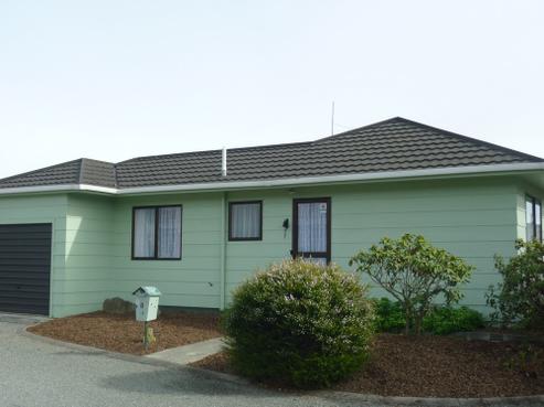 1 Dellwood Green, Richmond
