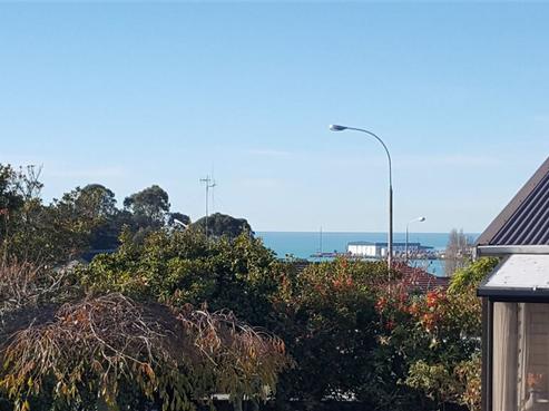 2/18 Trafalgar Street, Maori Hill
