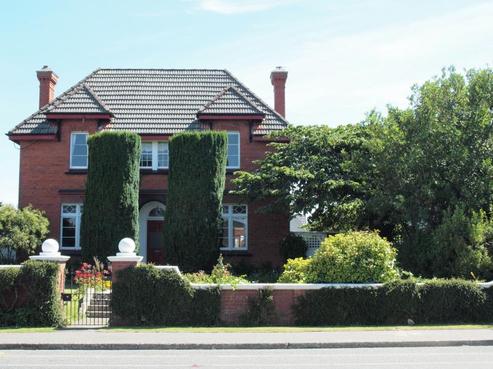 14 Duke Street, Gladstone