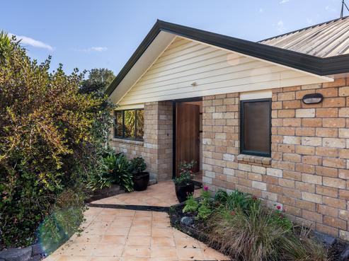 3 The Brae, Maraetai