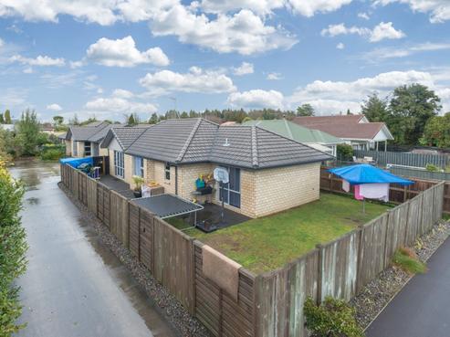 74A Enderley Avenue, Enderley