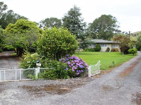 3734 State Highway 1, Hunterville