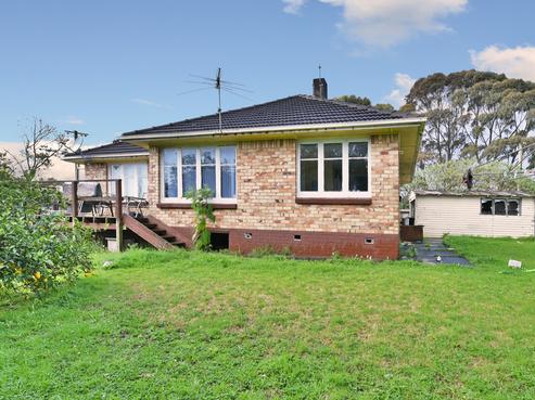 16 Bolton Place, Otara