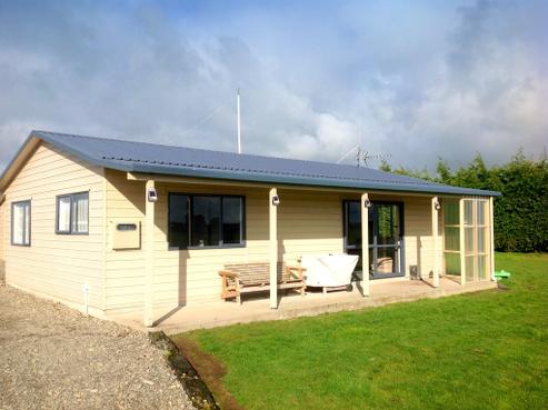 42 Wilcox Road, Tisbury