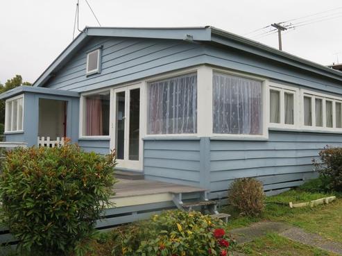 4 Grey Street East, Mangonui