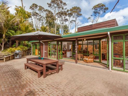11G Woodfern Crescent, Titirangi