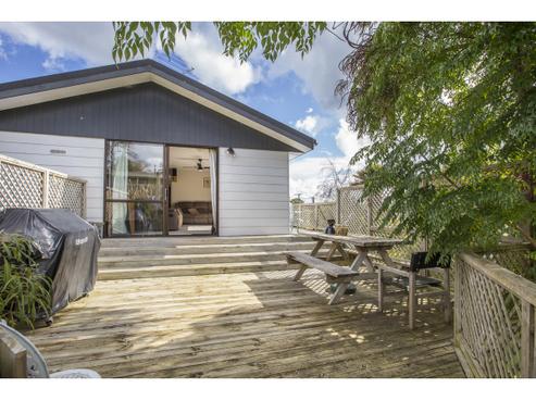 12 Cornel Circle, Snells Beach