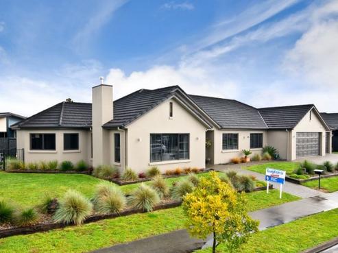 5 Gibbston Close, Huntington