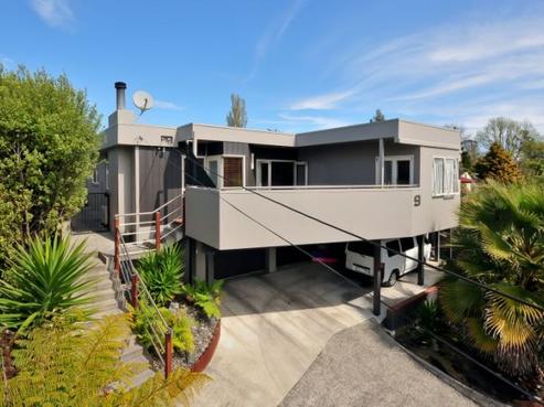 9 Jennifer Place, Chartwell