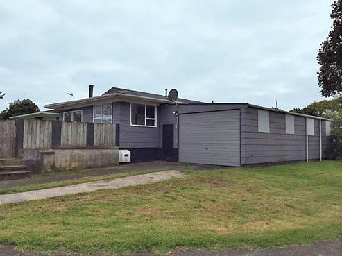 14 Airedale Place, Waitara