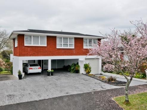 18 Chartwell Crescent, Chartwell