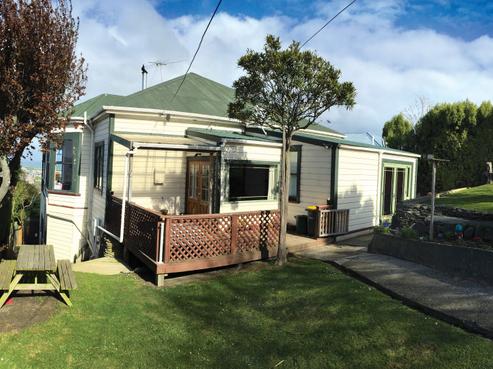 11 Dacre Court, Clyde Hill