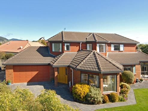 28 Cranbrook Grove, Waikanae