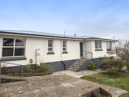 286 Barrow Street, Bluff