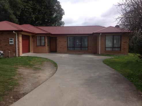 24 Mcintosh Street, Chartwell