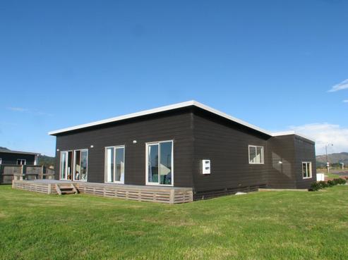140 Rangiora Crescent, Matarangi