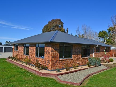 2C Essex Street, Weston