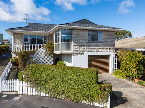 57A Kenmure Road, Belleknowes