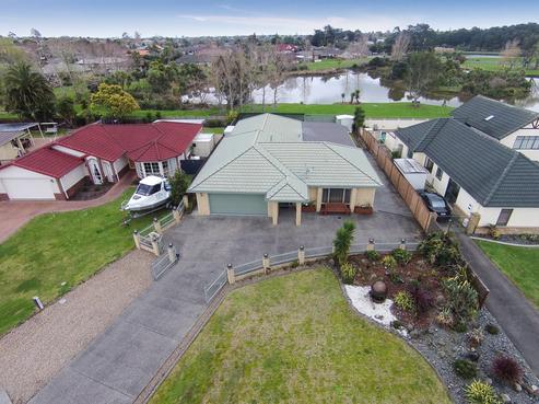 26 Trossach Place, Wattle Downs