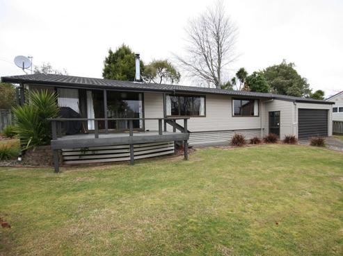 10 Burn Road, Lynmore