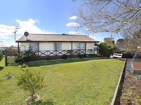 2 Halleys Court, Feilding