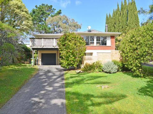 9 Kawaka Street, Titirangi