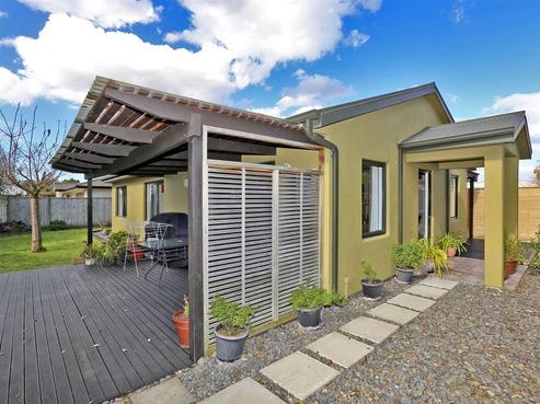 1017 Southland Road, Raureka