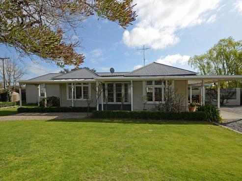 29 Broadway Street, Martinborough