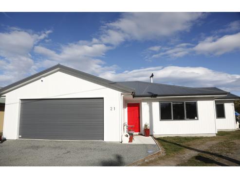 21 Braemar Place, Twizel
