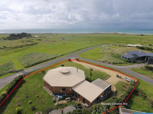 1 Beach Road, Te Wharau