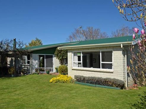 34 Reading Street, Greytown