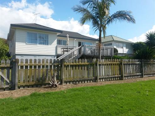61 Charlotte Street, Stanmore Bay