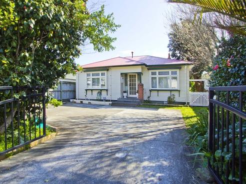 25 Ludlam Crescent, Woburn