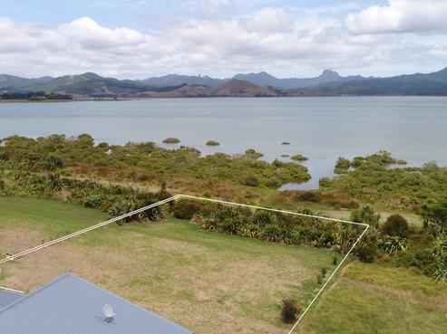 121 Kelly Jade Avenue, Matarangi