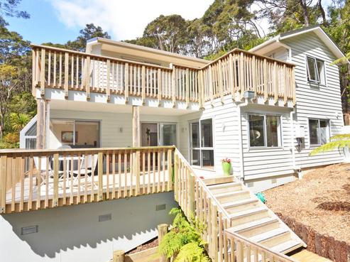 139 Huia Road, Titirangi